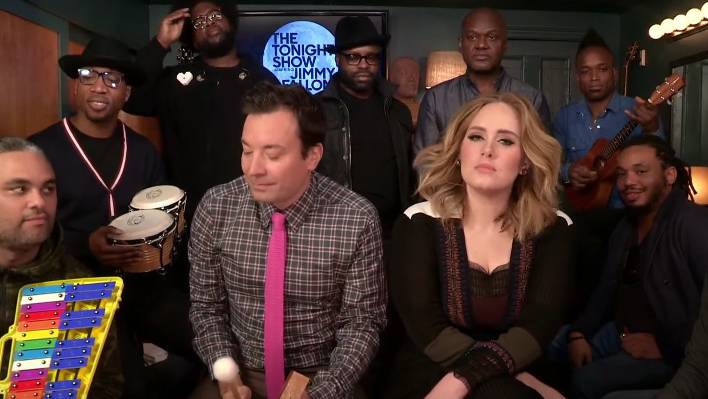 Jimmy Fallon, Adele & The Roots Sing « Hello »