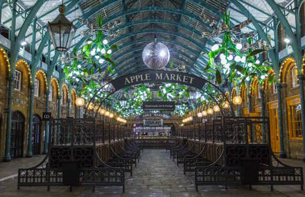 Light Installation in Covent Garden