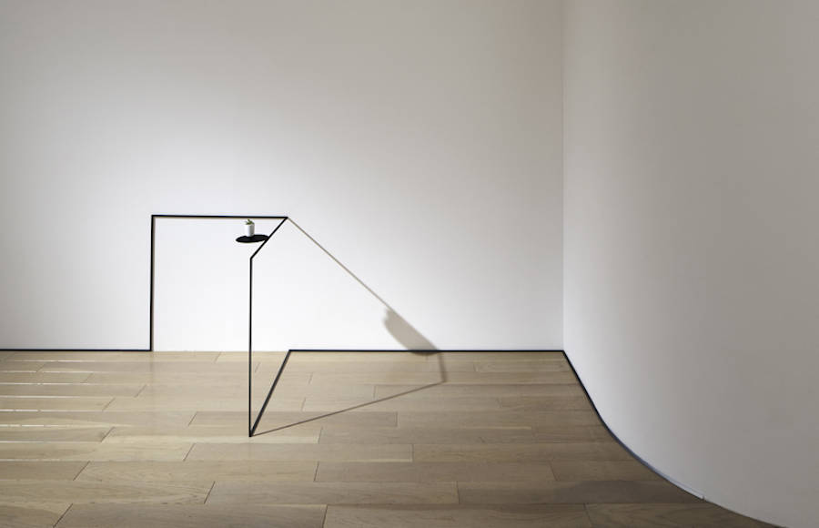 Clever Tables Made of Thin Lines
