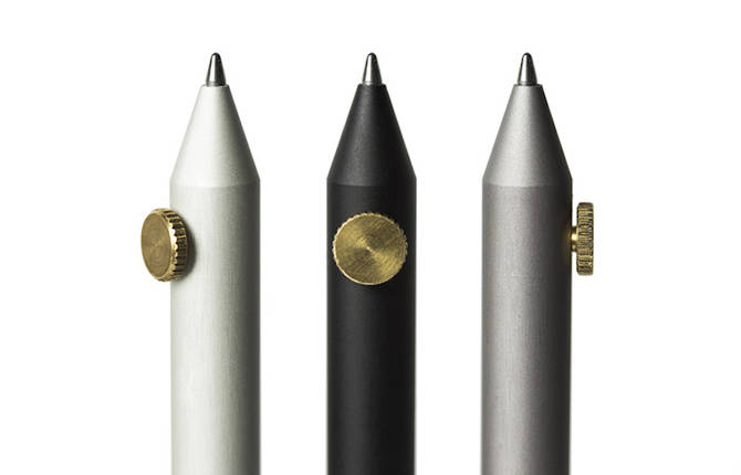 Easy Interchangeable Mechanical Pens