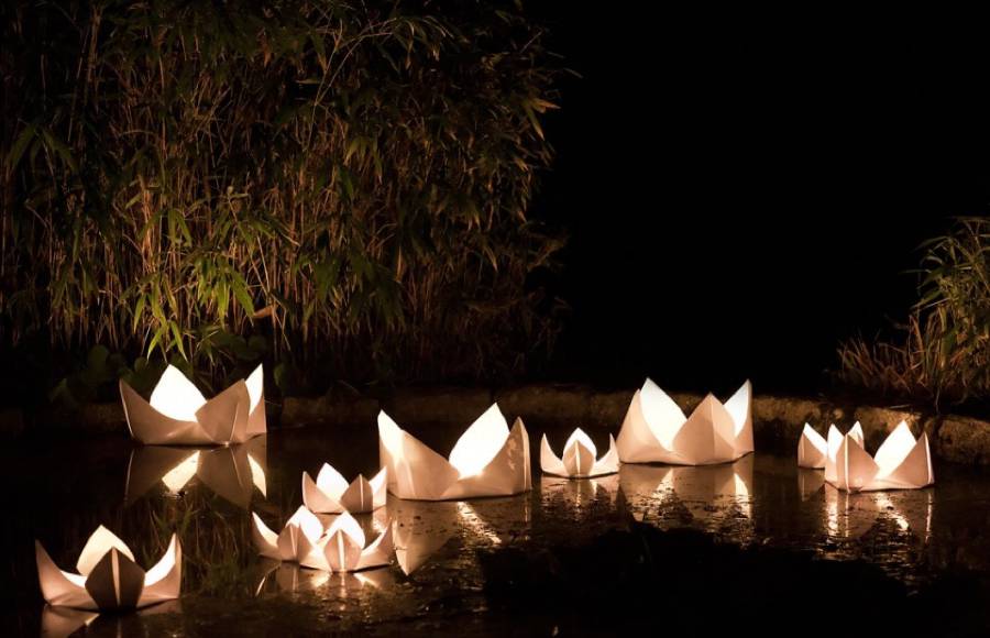 Playful Zen Gardens with Little Origami Robots