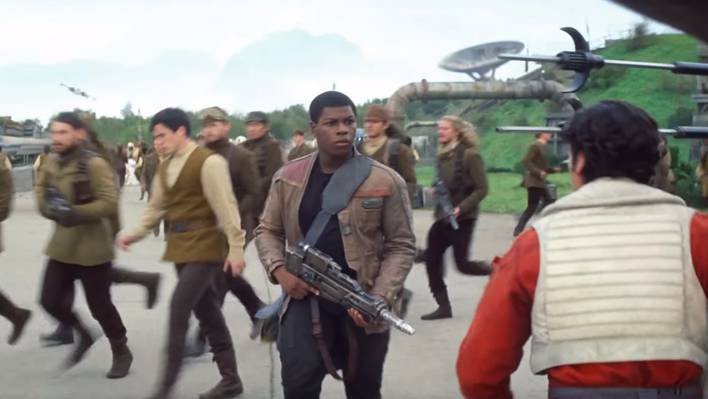 Star Wars: The Force Awakens Official TV Spot