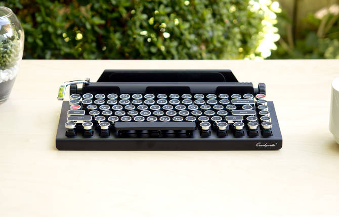 Retro Qwerty Keyboard for Tablets and Computers