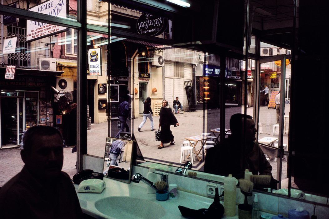 TURKEY. Istanbul. 2001. View from a barbershop near Taksim Square.