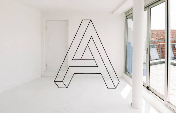 Amazing Anamorphosis in Berlin’s Hostel