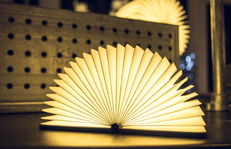 Portable Book-Shaped Lamp