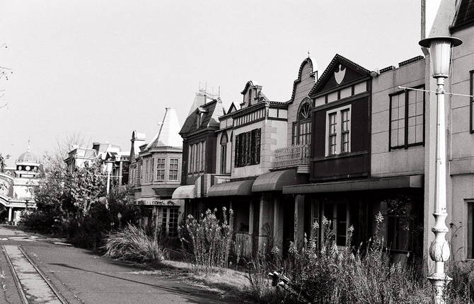 Japanese Abandoned Nara Dreamland Theme Park