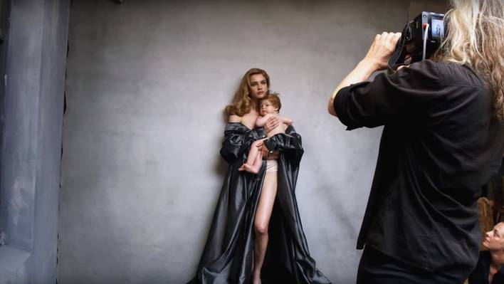 Pirelli Calendar 2016 by Annie Leibovitz – Behind the Scenes