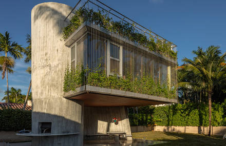 Sculptural House in Miami Beach