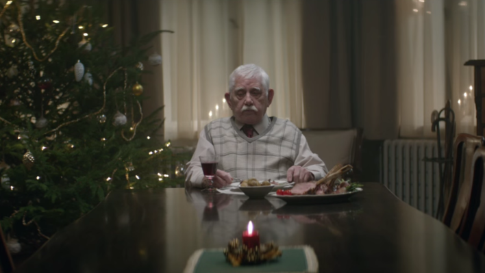 Moving Advert About Solitude During Christmas