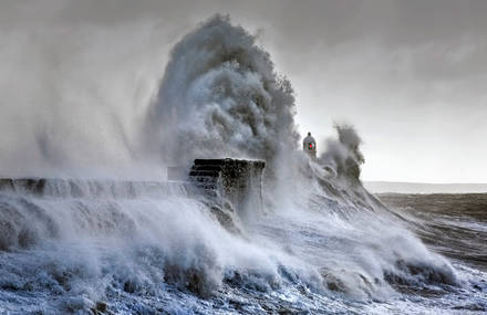 Stunning Storm Waves Photography