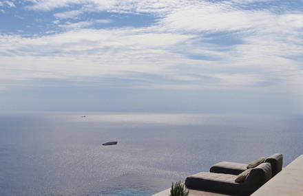 Twin Holiday Homes in Front of The Aegean Sea