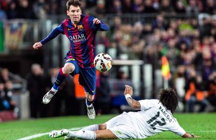 50 Amazing Football Dribbles of 2015