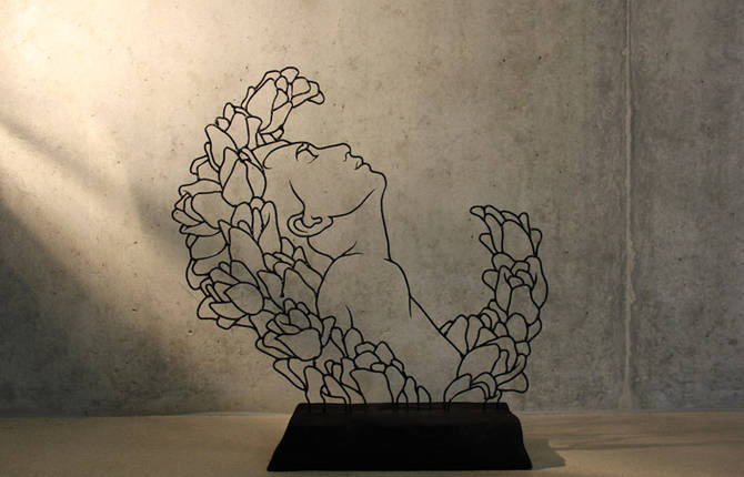Delicate Figures Drawn in the Air