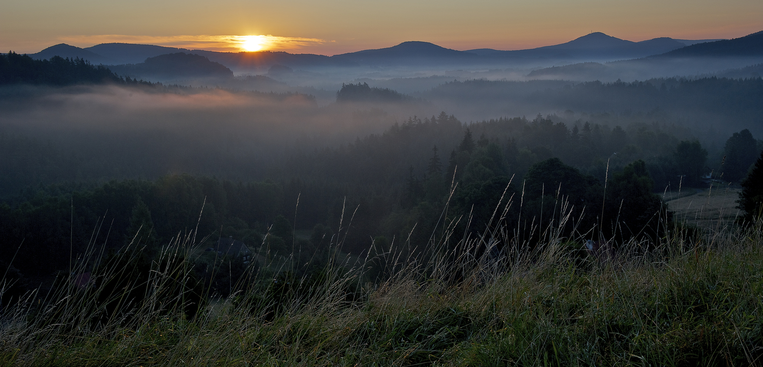 foggylandscapesswitzerland10