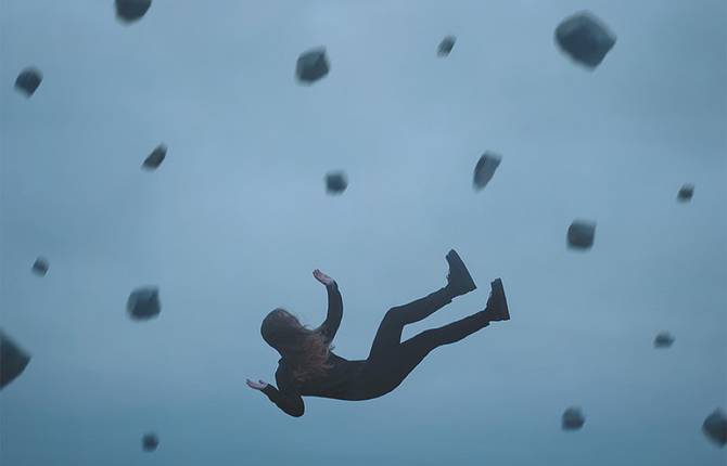 Surreal Melancholic Photographs by Gabriel Isak