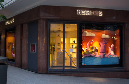 Paper Installation for Hermès Window Display in Buenos Aires