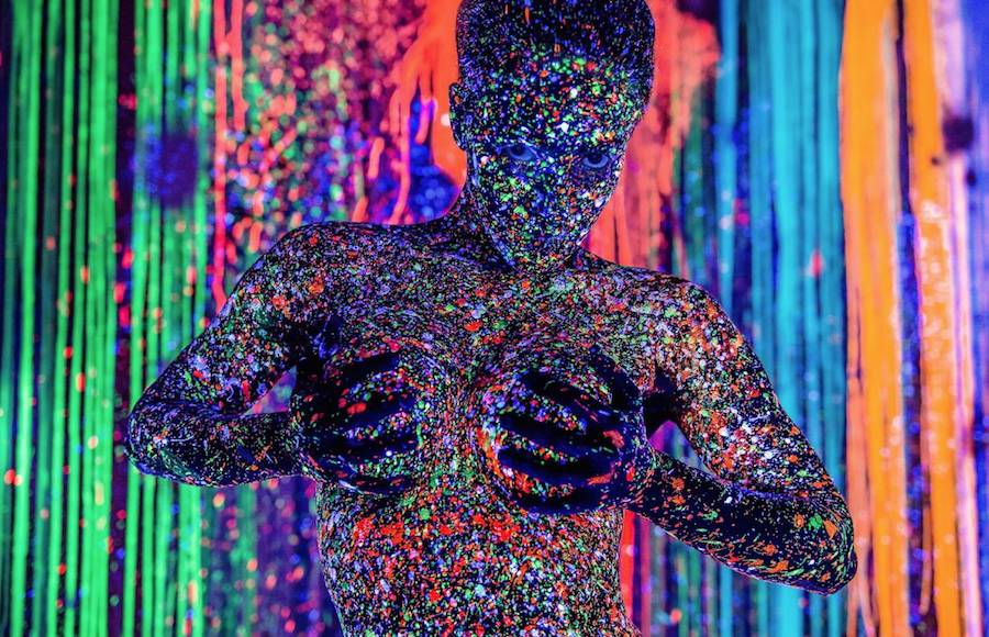 Body Painted Woman in the Infinity Split Installation