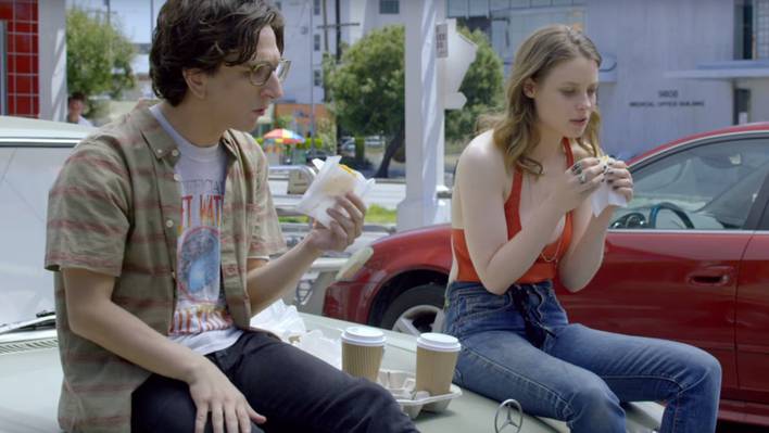 Netflix’s « Love » Trailer