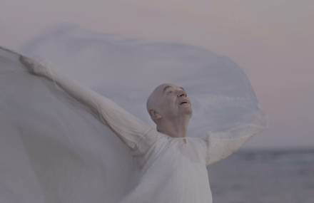 The Man Behind David Bowie&rsquo;s Iconic Moves