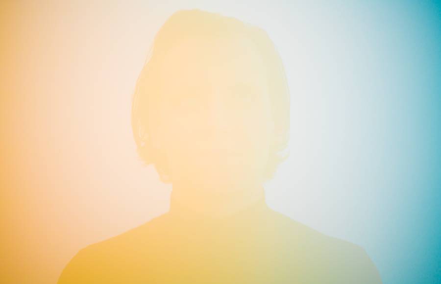 Surrealistic and Disorientating Colorful Portraits