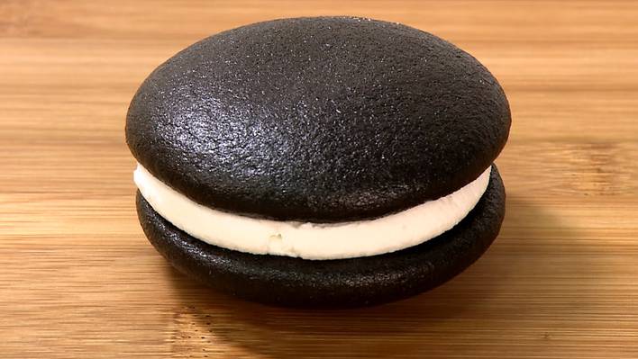 How Whoopie Pies Are Made?