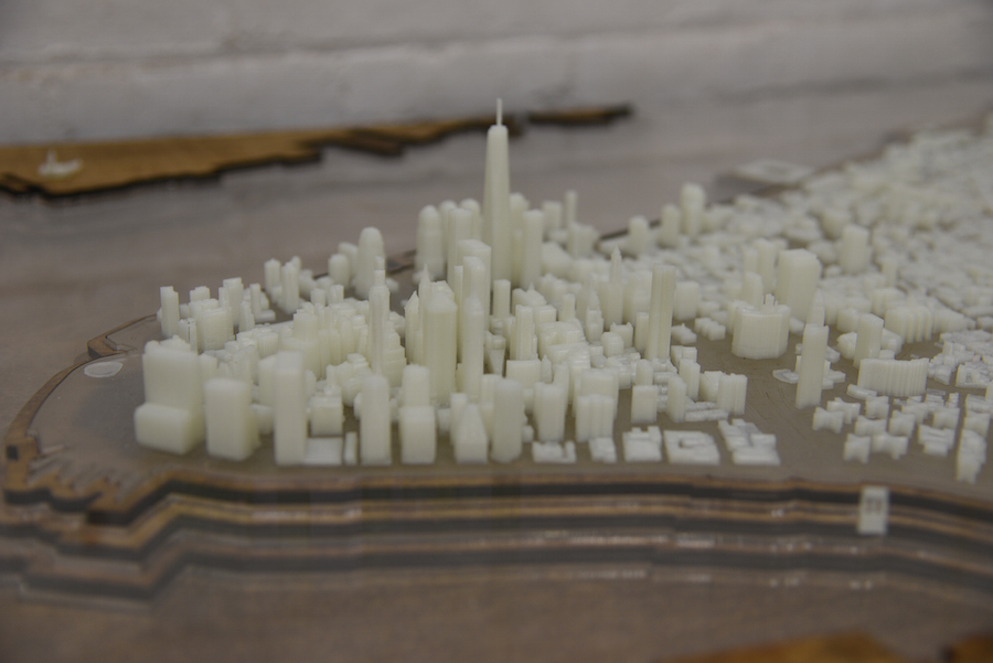 3D-Printed Illuminated New York City Desk 6