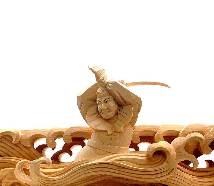 Delicate Traditional Japanese Wooden Sculptures 2