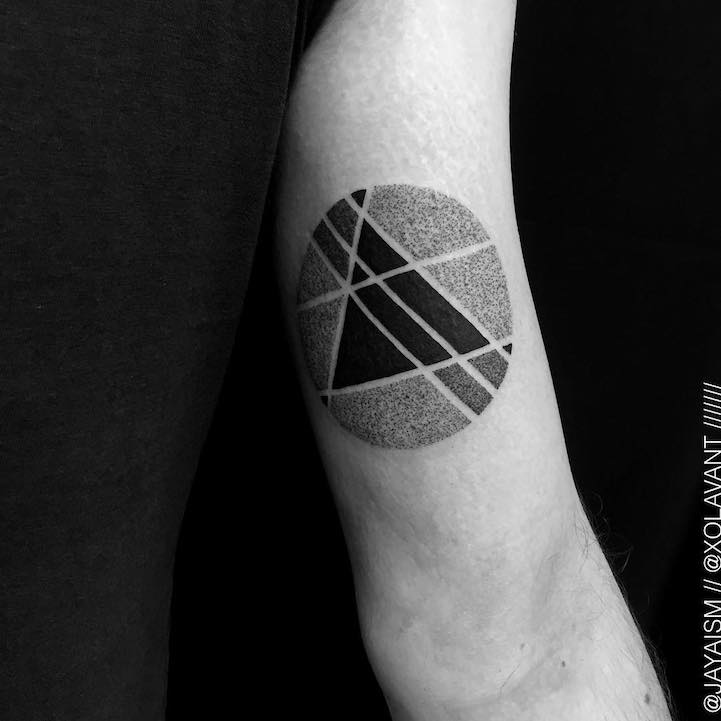 Lovely Black Tattoos with Geometrical Patterns 11