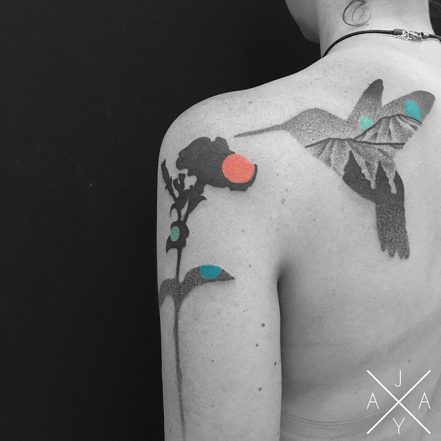 Lovely Black Tattoos with Geometrical Patterns 4