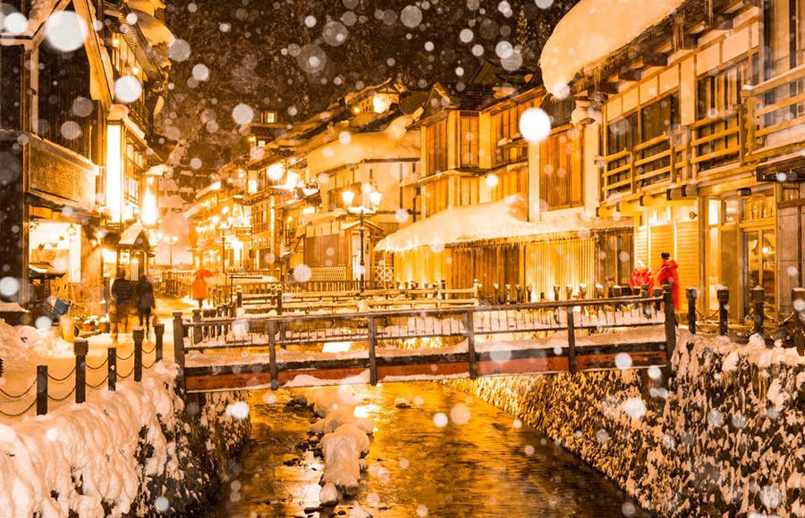 Magical Japanese Town Under the Snow