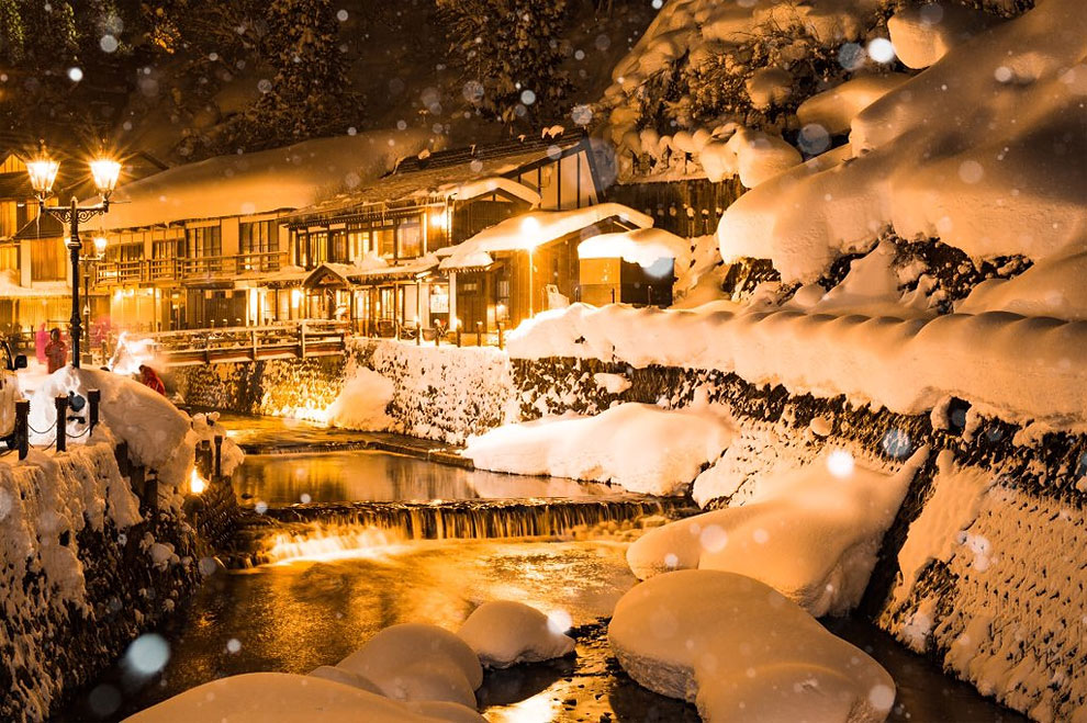 Magical Japanese Town Under the Snow 2