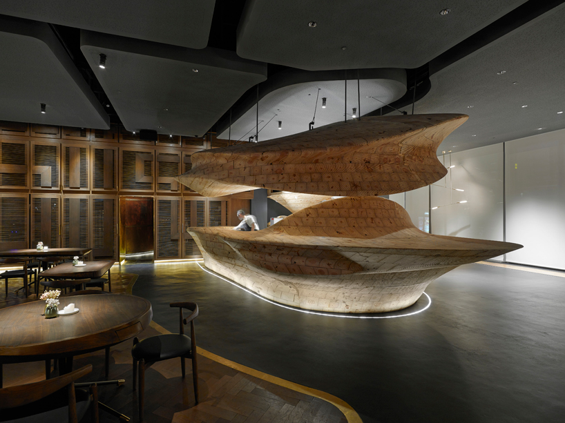 Stunning Conceptual Wooden Restaurant in Taiwan 8