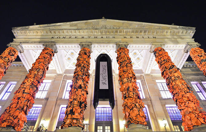 Ai Weiwei Covered Berlin’s Konzerthaus by 14 000 Refugees Life Jackets