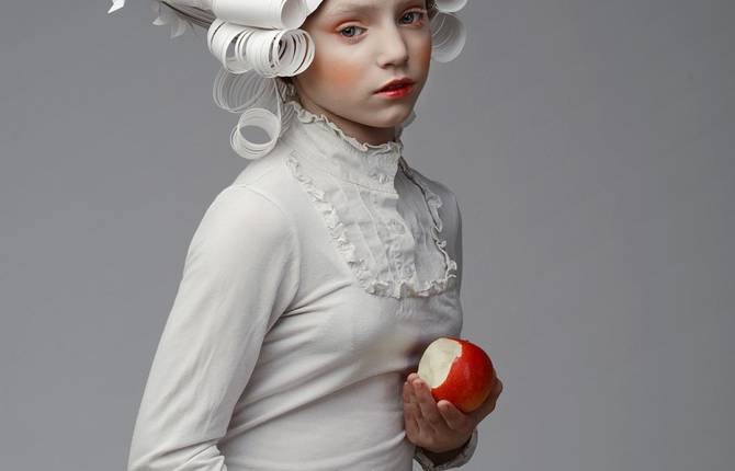 Intricate Paper Wigs by Asya Kozina