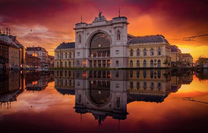 Stunning Photographs of Budapest Sunrises