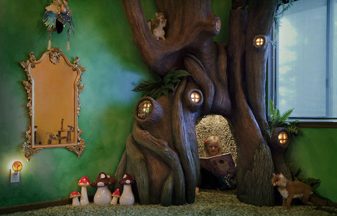 Loving Dad Built a Fairy Tree Reading Nook for his Daughter’s Bedroom