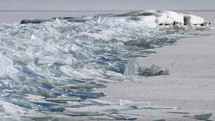 Lake Superior Ice Stacking