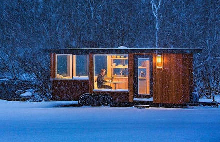 A Nice and Cosy Tiny Cabin On Wheels