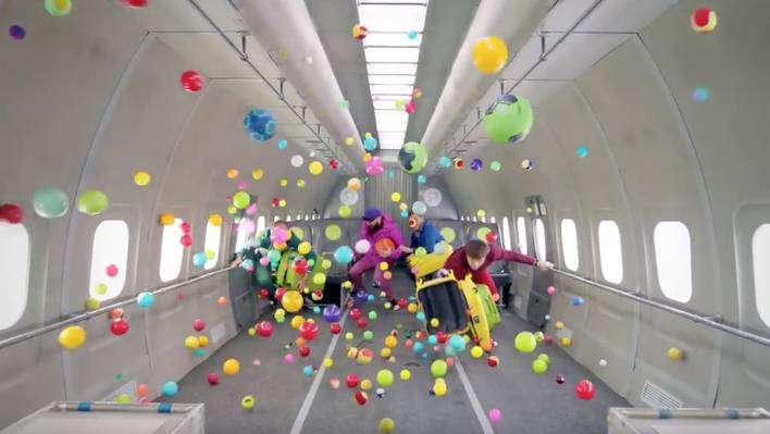 OK Go – Upside Down & Inside Out