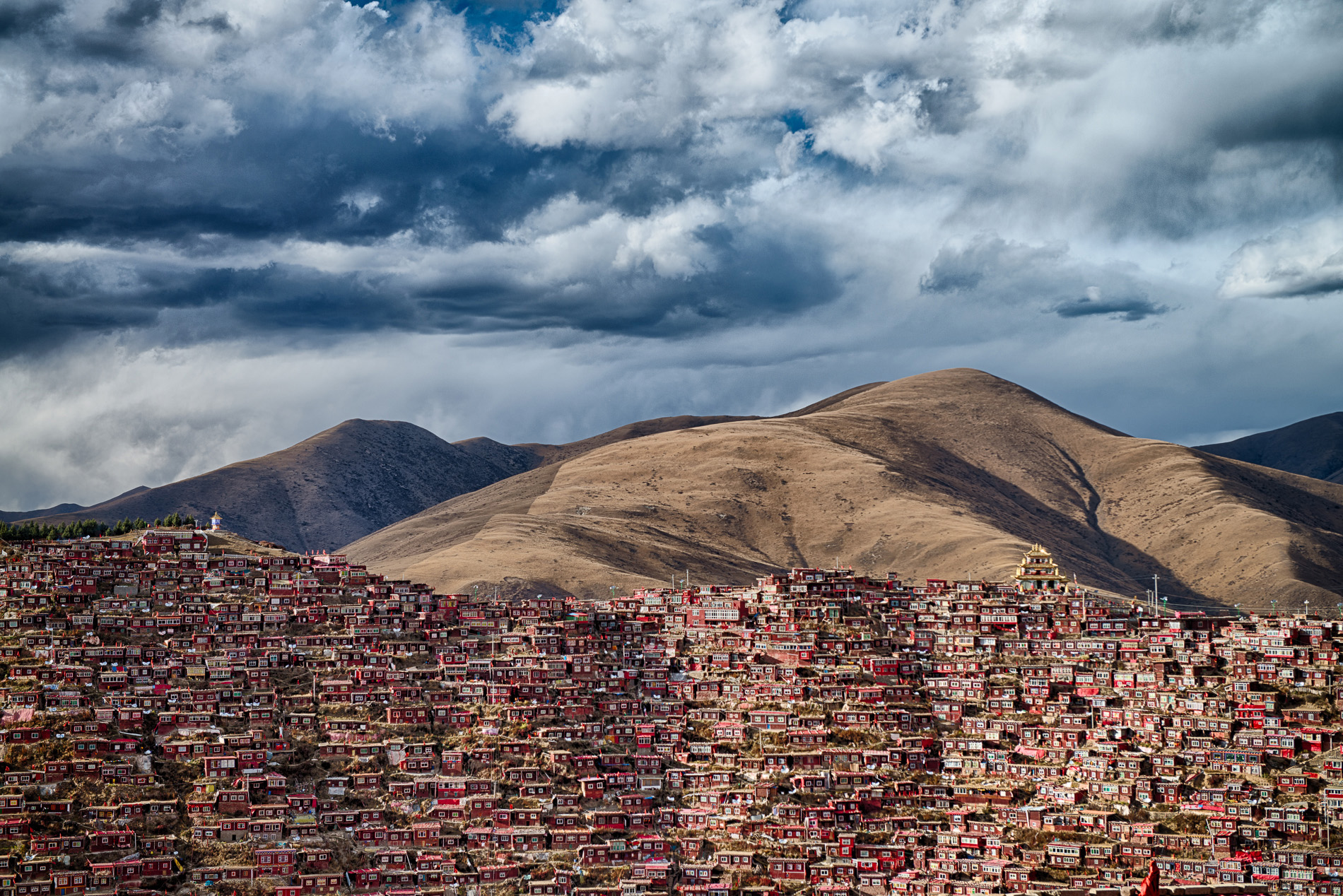 Larung Gar