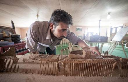 Syrian Refugees Recreating their Destroyed Monuments to Never Forget their Architecture