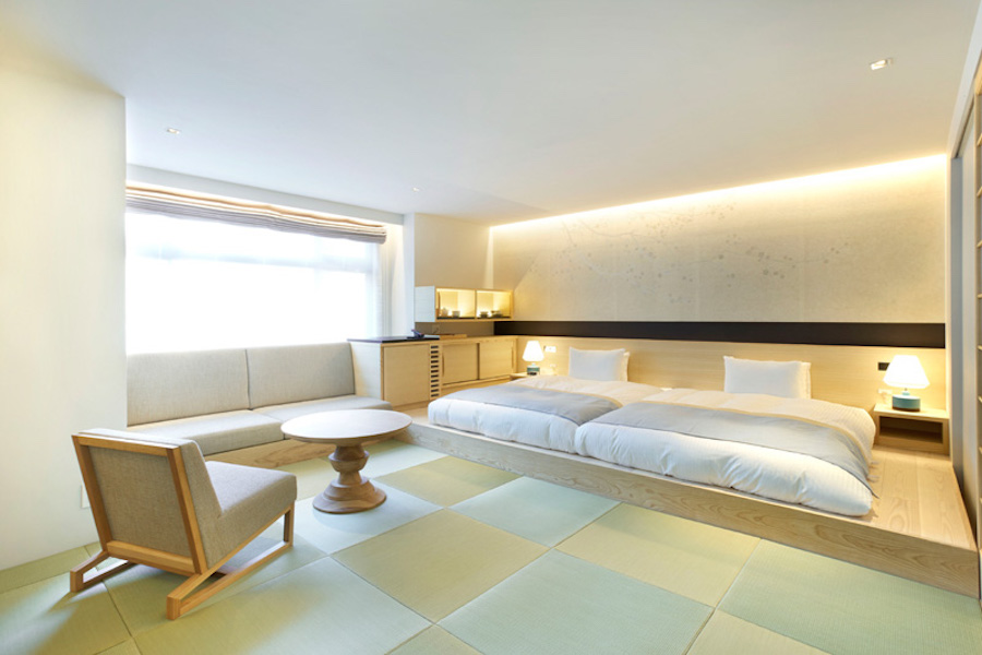 7thingsfromjapanesecultureillustratedinahotelroom-1