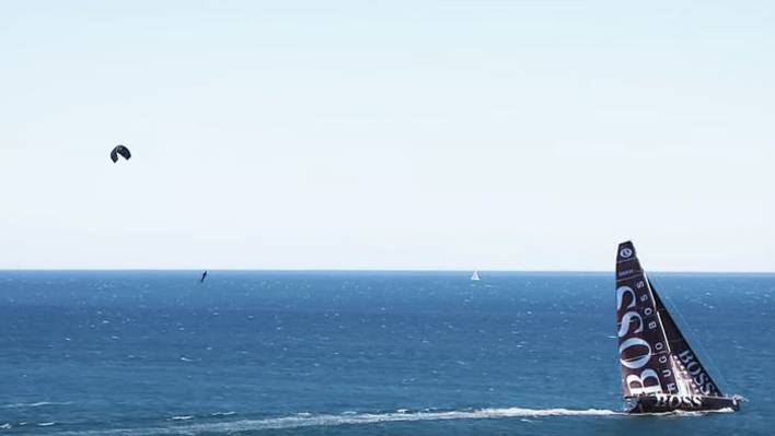 Extreme Skywalk Stunt by Alex Thomson
