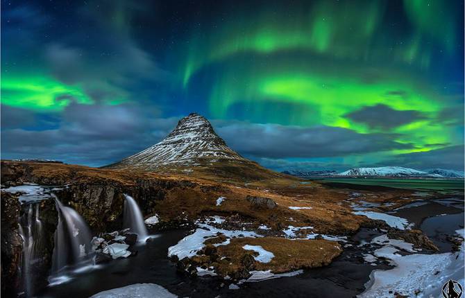 Poetic Snowy Landscapes at Night