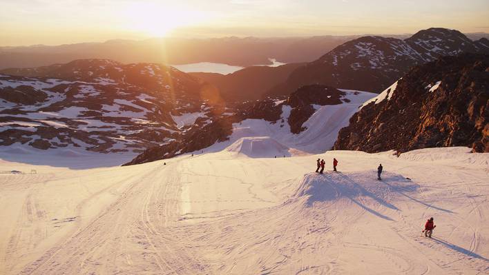 Supervention Ski Video