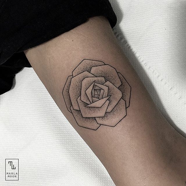 Thrilling Geometric Black and White Tattoos 9