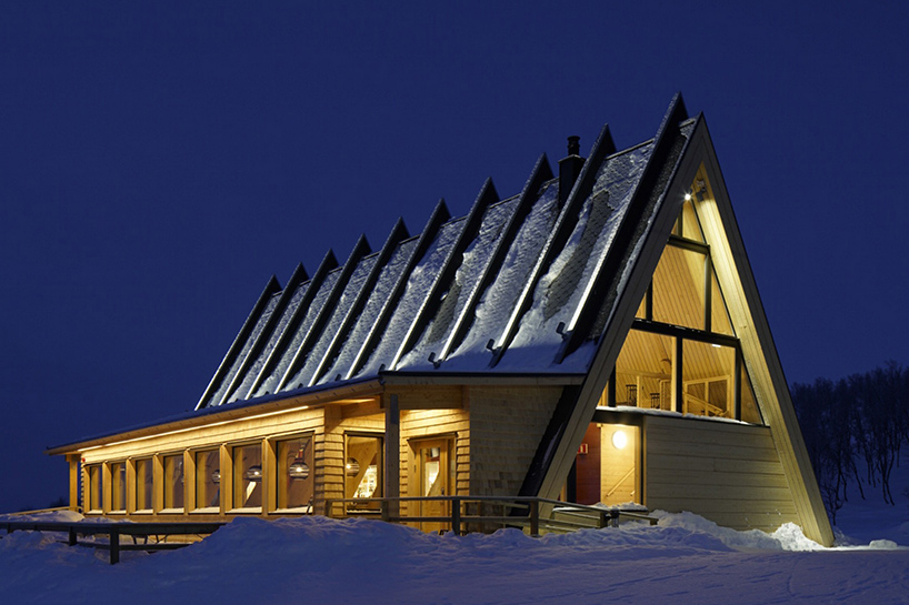 Triangular Wooden Restaurant in Sweden7