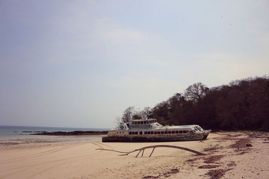 abandonedandforgottenhotelinpanama-13