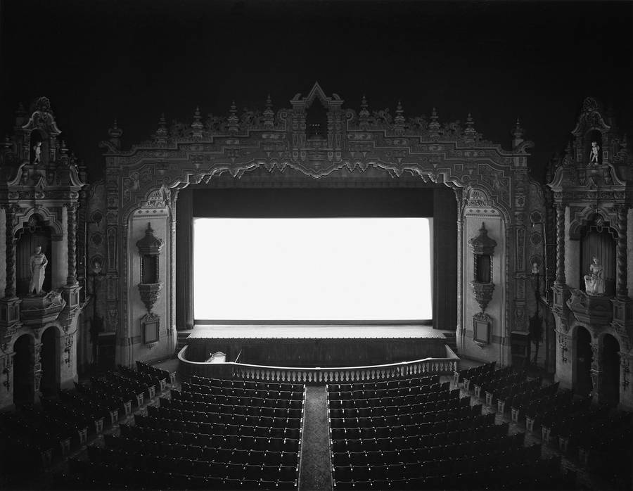 Black and White Pictures of Cinemas – Fubiz Media